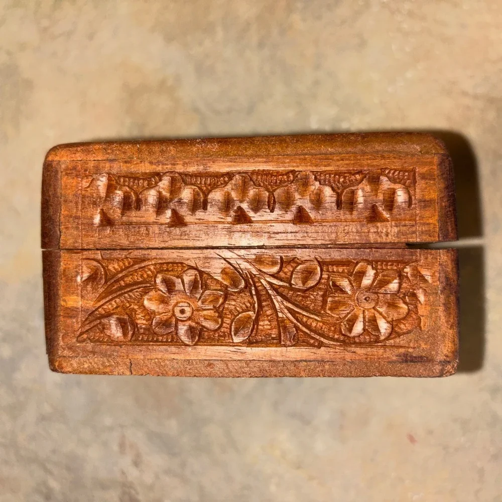 Vintage Ornate Carved Wood Jewelry Box Small Trinket Holder Hinged Lid Square